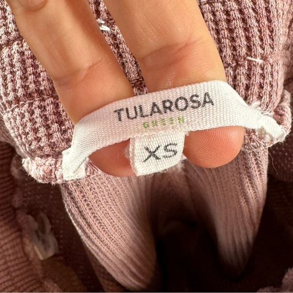 Tularosa Green The Vista Henley Top & Legging in Rose Pink Size Extra Small - Picture 12 of 14